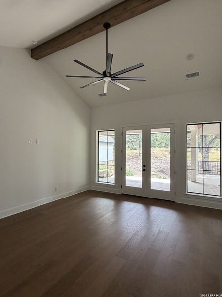 Spacious, unfurnished interior of a new home in , New Braunfels (Image 22).