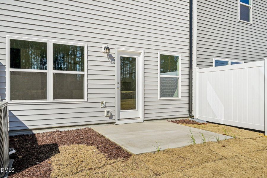 43-web-or-mls-Mirth Ct-S1403-043 43-web-or-mls-Mirth Ct-S1403-043