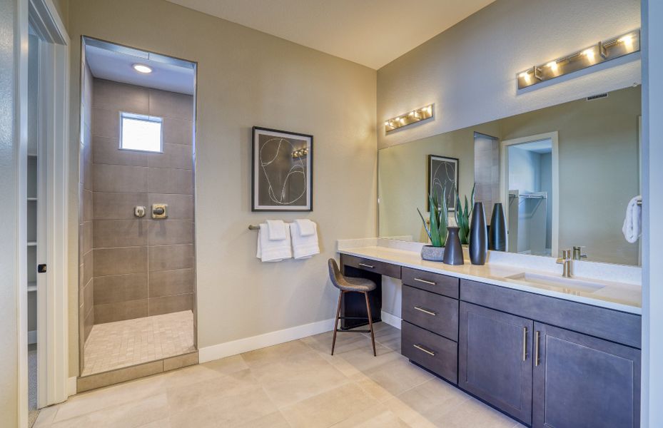 Furnished interior view inside a new home in Sterling Ranch, Littleton (Image 15).