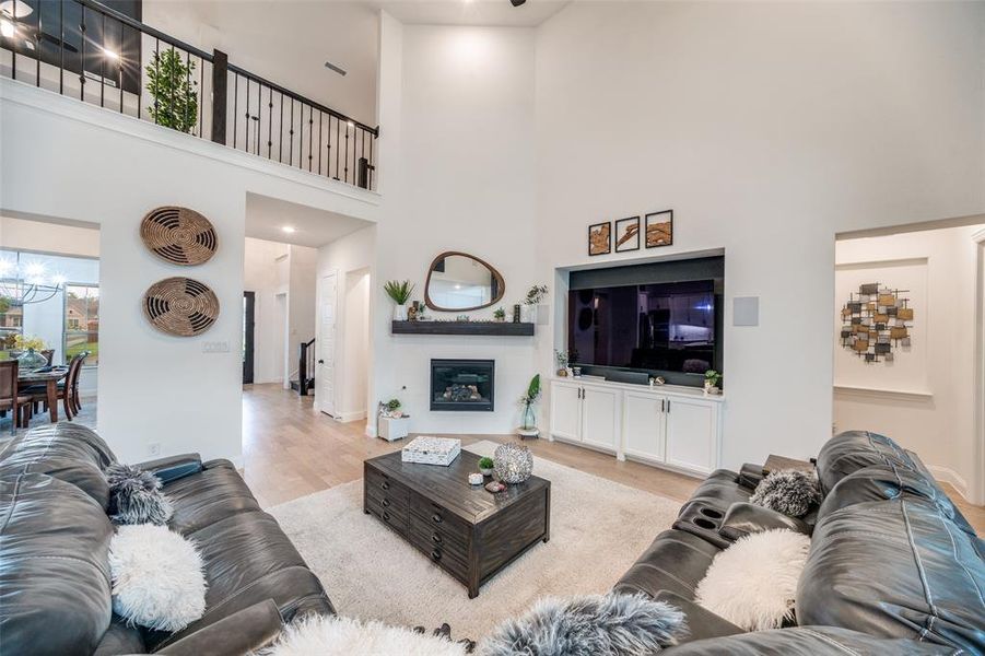 Furnished interior view inside a new home in Rockwood, Mansfield (Image 5). Furnished interior view inside a new home in Rockwood, Mansfield (Image 5).
