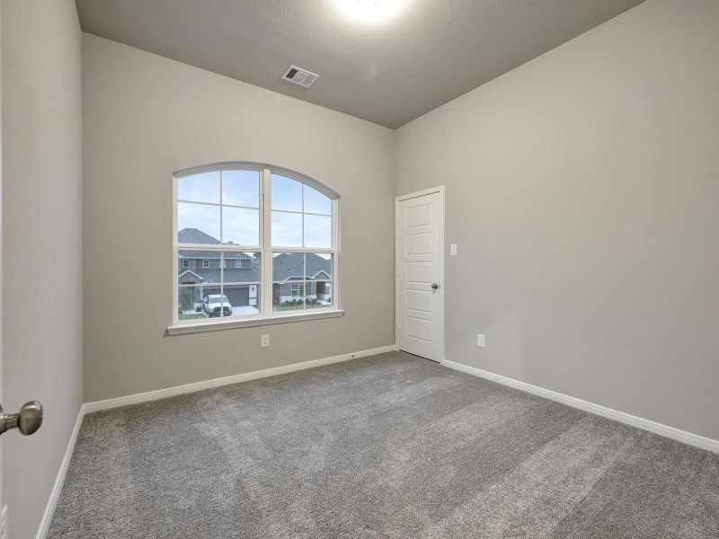 Photo is not of the actual home, but is an inspirational photo of builder’s model home and may depict options, furnishings, and/or decorator features that are not included Photo is not of the actual home, but is an inspirational photo of builder’s model home and may depict options, furnishings, and/or decorator features that are not included