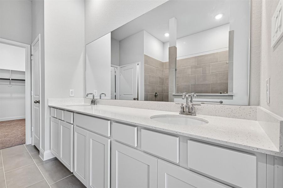 Furnished interior view inside a new home in Jordan Ranch: Signature Series, Katy (Image 11).