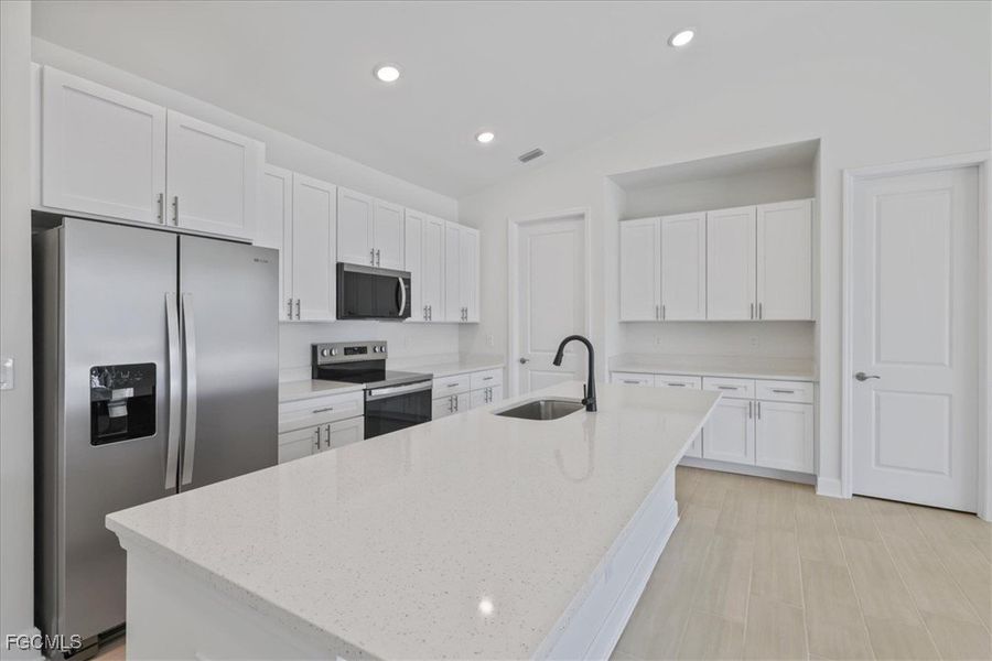 Furnished interior view inside a new home in Cape Coral, Cape Coral (Image 15).