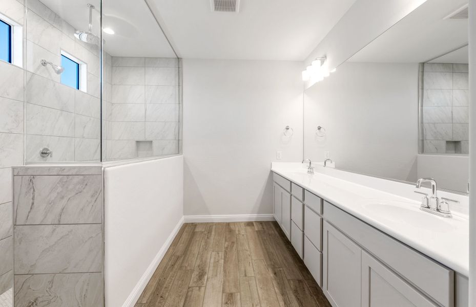 Furnished interior view inside a new home in Parkside at Anthem at Merrill Ranch, Florence (Image 13).
