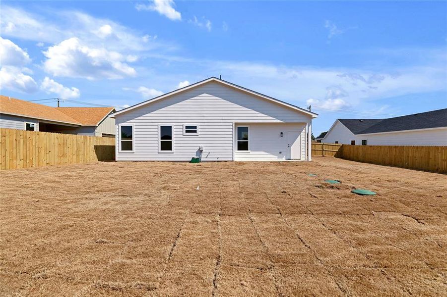 Front exterior of a new home in , DeSoto, TX, highlighting curb appeal (Image 2). Front exterior of a new home in , DeSoto, TX, highlighting curb appeal (Image 2).