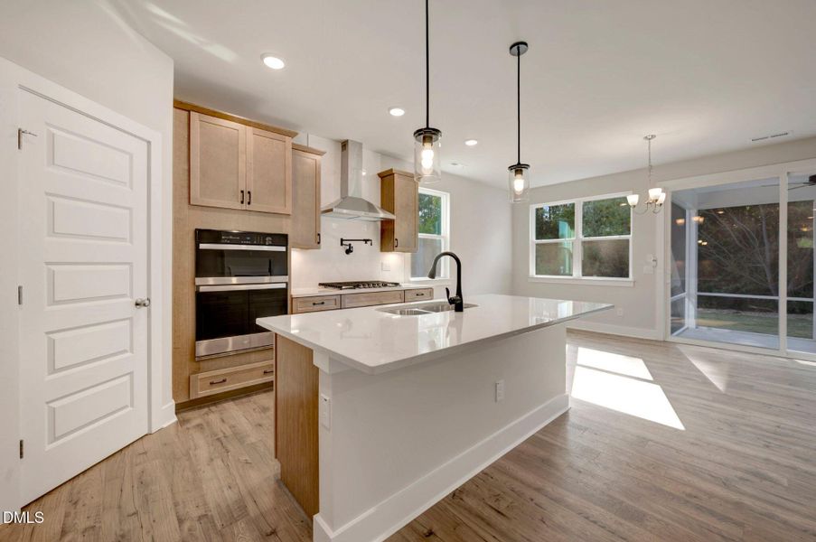 38- Kitchen-Dining 38 38- Kitchen-Dining 38