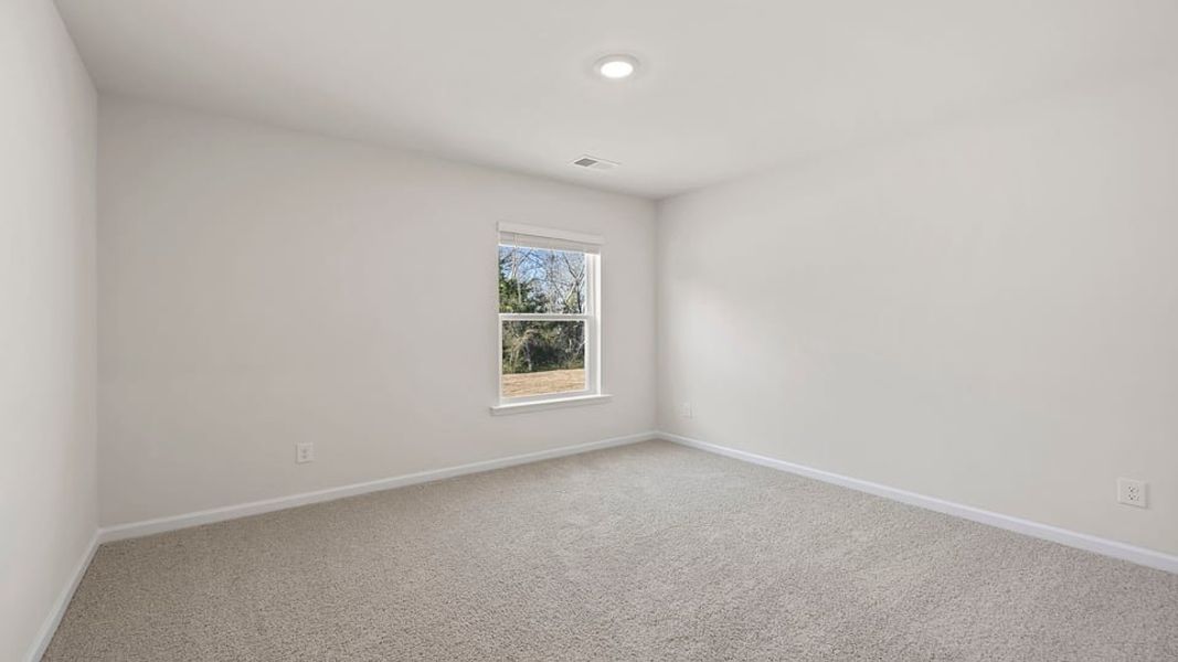 Spacious, unfurnished interior of a new home in Cedar Gap, Fountain Inn (Image 21).