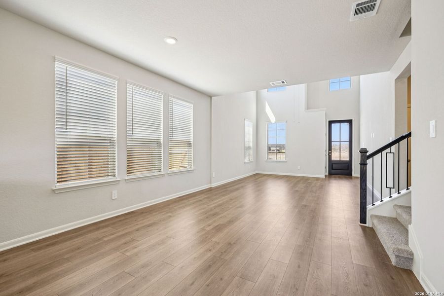 Spacious, unfurnished interior of a new home in Remington Ranch, San Antonio (Image 47). Spacious, unfurnished interior of a new home in Remington Ranch, San Antonio (Image 47).