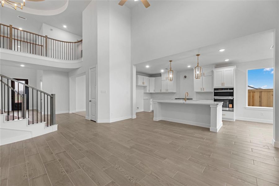 Representative image. Features, specifications, selections and colors may vary.