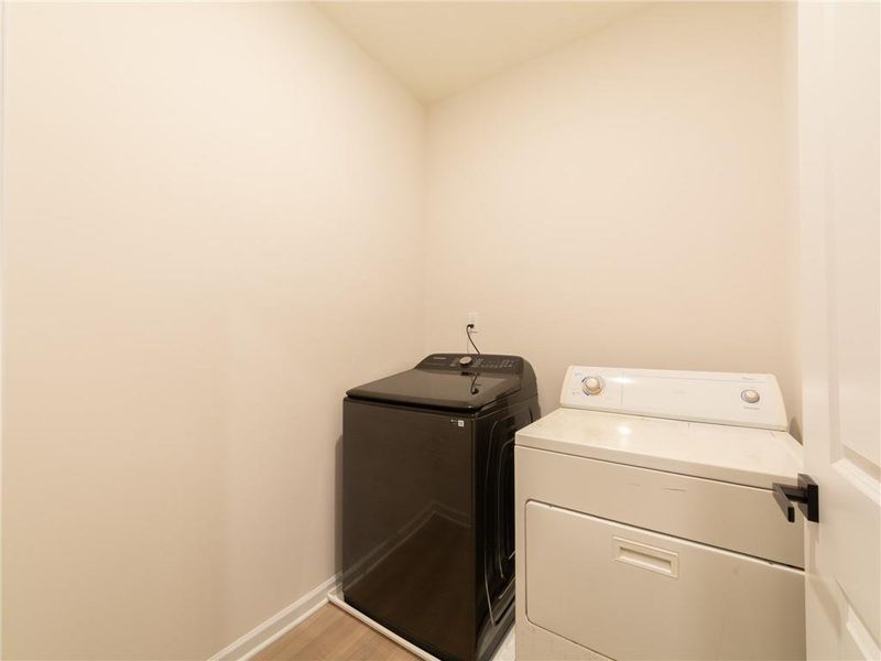 Close-up of interior finishes inside a home in , Cartersville (Image 18).