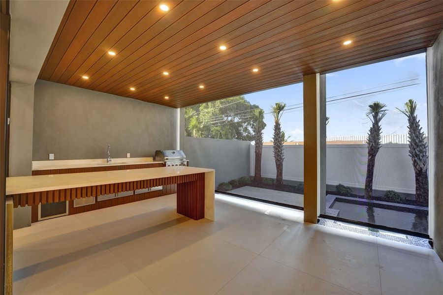 Exterior details and patio area of a home in , Fort Lauderdale (Image 37). Exterior details and patio area of a home in , Fort Lauderdale (Image 37).