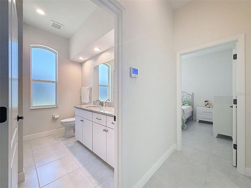 Furnished interior view inside a new home in , Spring Hill (Image 29).