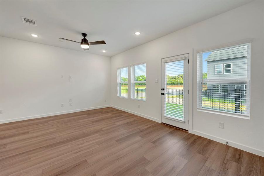 Spacious, unfurnished interior of a new home in Providence Commons, Providence Village (Image 21). Spacious, unfurnished interior of a new home in Providence Commons, Providence Village (Image 21).