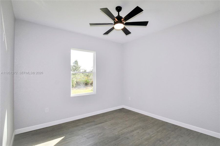 Spacious, unfurnished interior of a new home in , Sebring (Image 32).