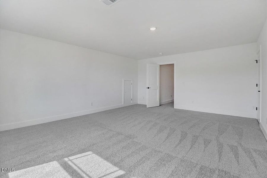 Spacious, unfurnished interior of a new home in Kelly Farms, Lillington (Image 28). Spacious, unfurnished interior of a new home in Kelly Farms, Lillington (Image 28).