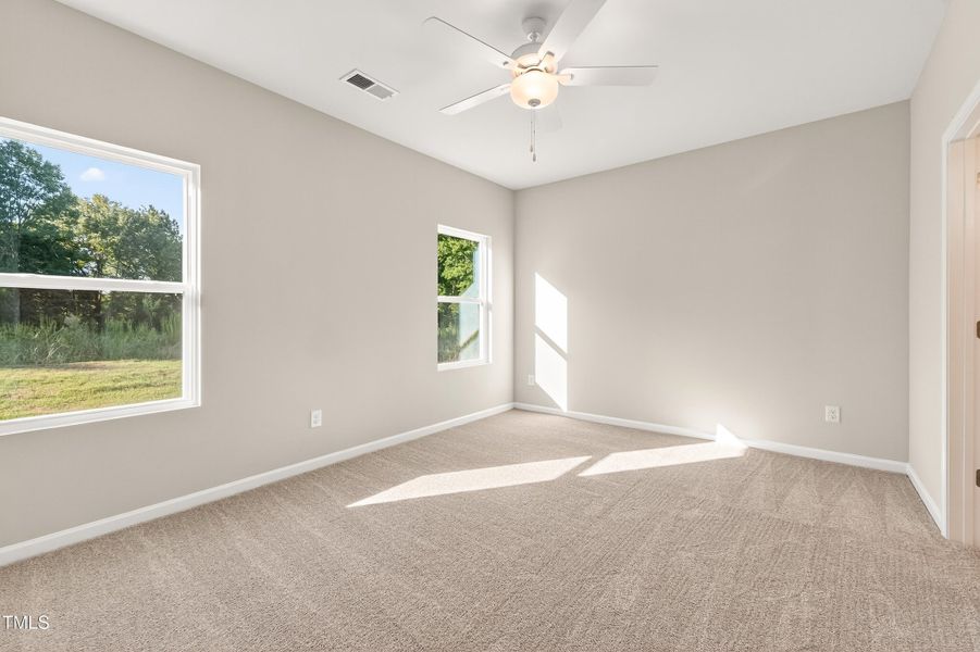 Ral_Barrington_431 (31) Ral_Barrington_431 (31)