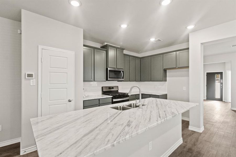 Furnished interior view inside a new home in Rocky Creek Crossing, Fort Worth (Image 9).