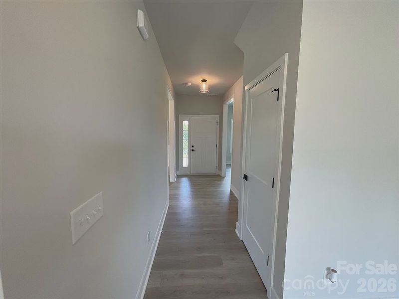 Spacious, unfurnished interior of a new home in Northlake, Statesville (Image 17).