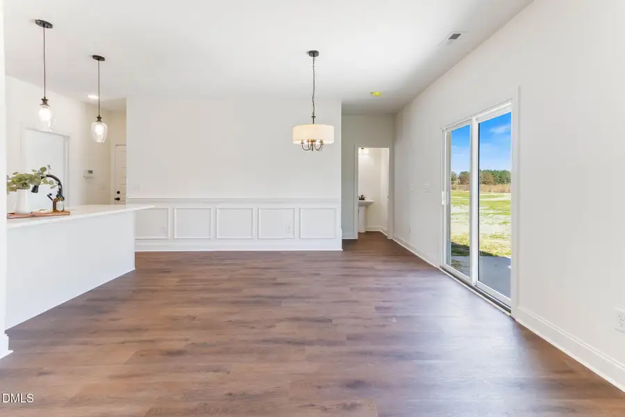 35-web-or-mls-IMG_4044 35-web-or-mls-IMG_4044