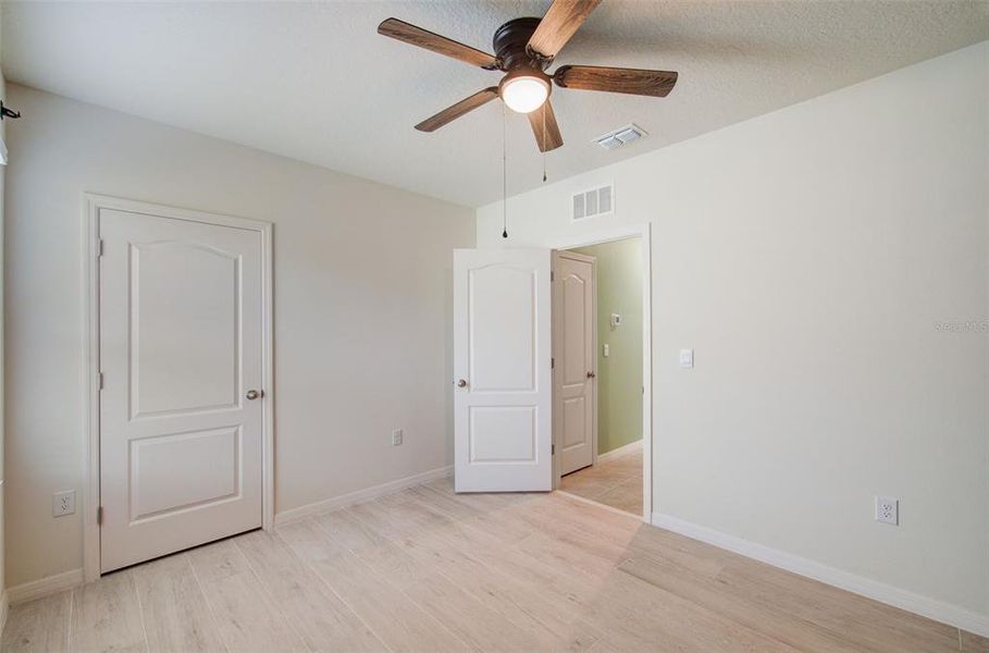 Spacious, unfurnished interior of a new home in Cadence at Parc Hill, Orange City (Image 25). Spacious, unfurnished interior of a new home in Cadence at Parc Hill, Orange City (Image 25).