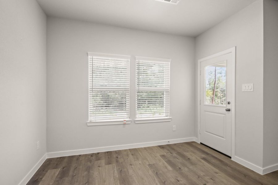 Spacious, unfurnished interior of a new home in Oakwood Ranch, Willis (Image 23). Spacious, unfurnished interior of a new home in Oakwood Ranch, Willis (Image 23).