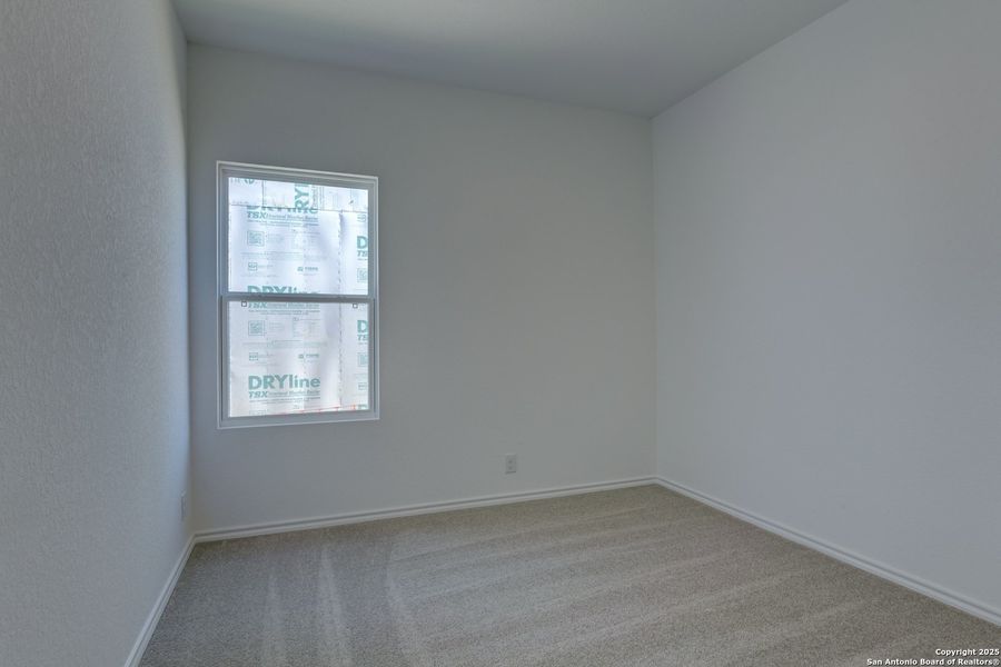 Spacious, unfurnished interior of a new home in Meadows at Hennersby Hollow 40's, San Antonio (Image 22). Spacious, unfurnished interior of a new home in Meadows at Hennersby Hollow 40's, San Antonio (Image 22).