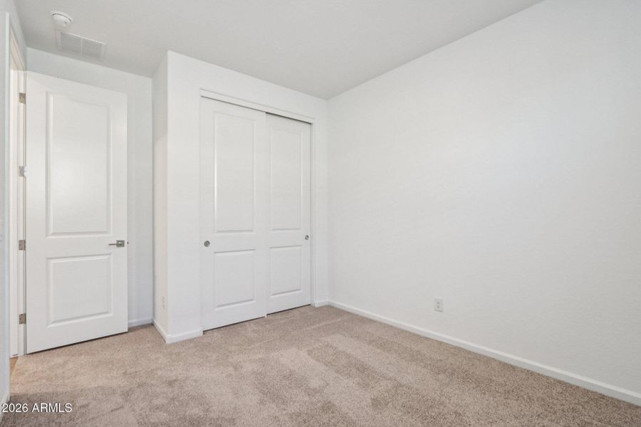 18-web-or-mls-W Camden Ave-S0402-018