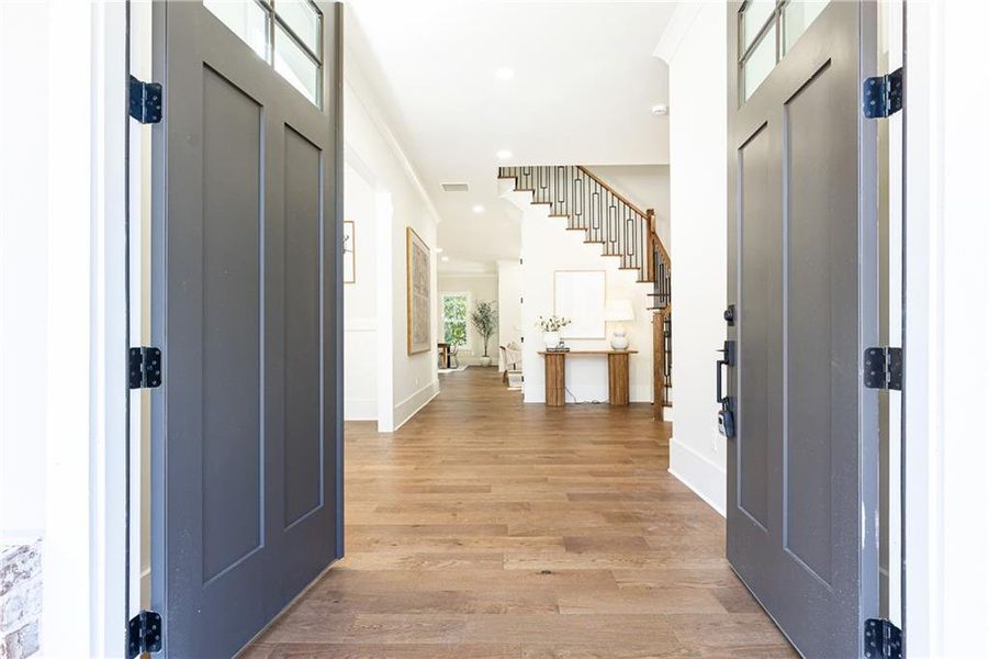 Spacious, unfurnished interior of a new home in , Atlanta (Image 15).