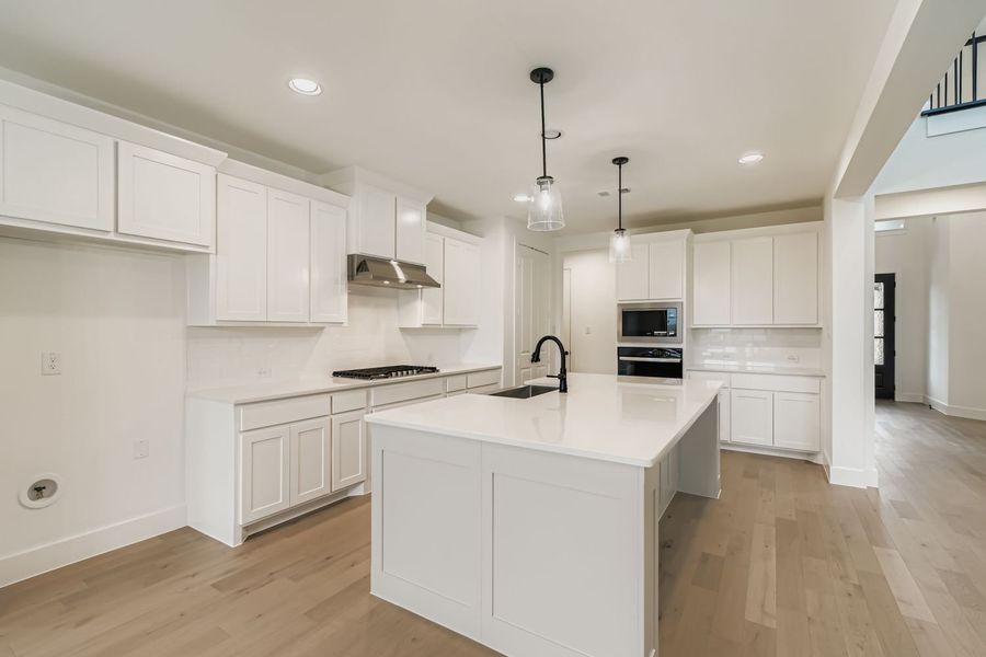 150 Longhorn - Kitchen