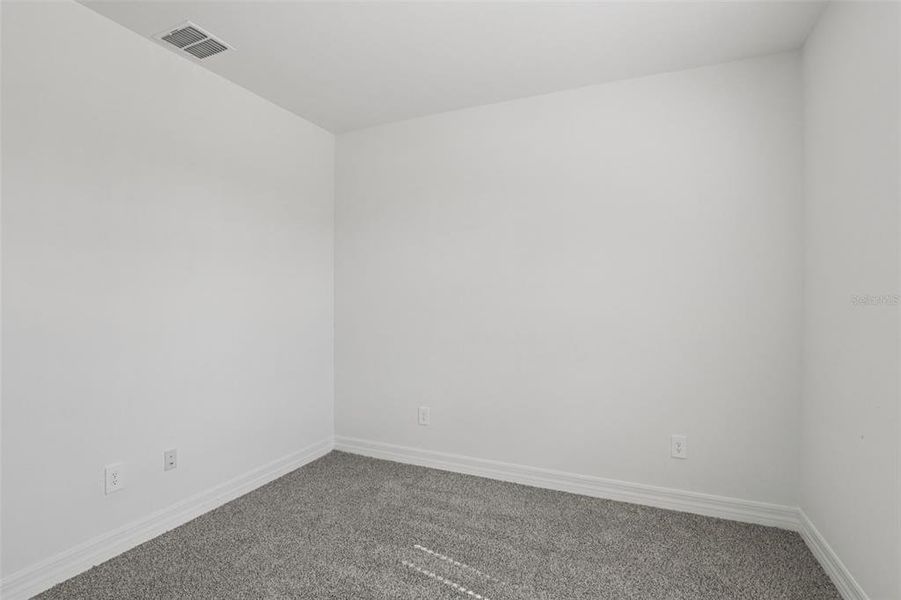 Spacious, unfurnished interior of a new home in , Punta Gorda (Image 34).