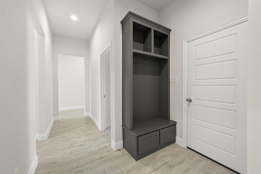 204 COmfort- Mudroom-1