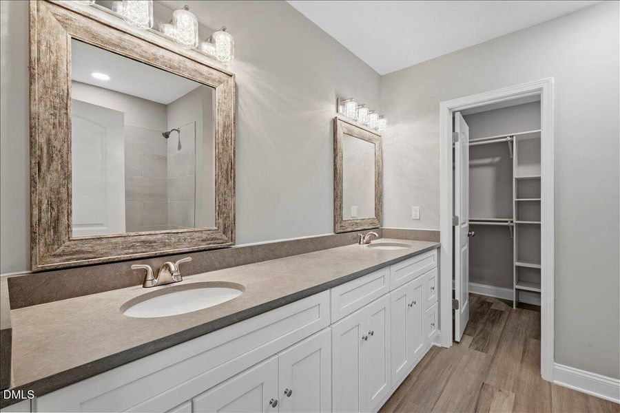 34-405 Ridley St-34