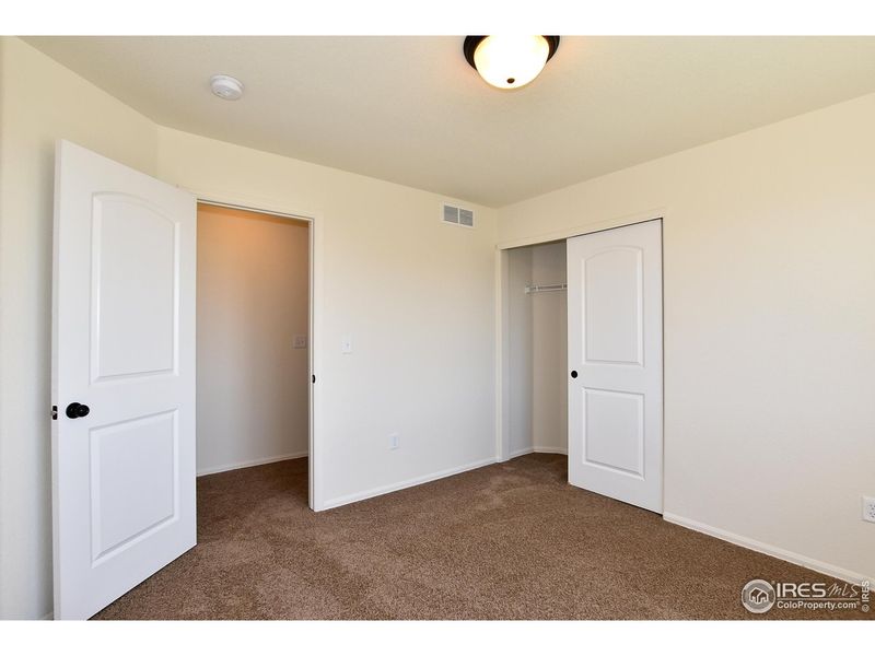 Spacious, unfurnished interior of a new home in , Johnstown (Image 27).