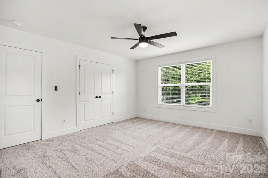 Spacious, unfurnished interior of a new home in , Gastonia (Image 21).