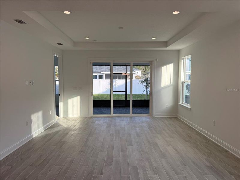 Spacious, unfurnished interior of a new home in , Palm Coast (Image 10).
