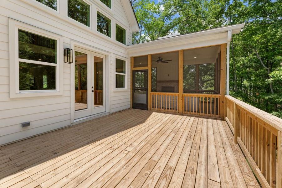Exterior details and patio area of a home in Arden on Lanier, Cumming (Image 25).
