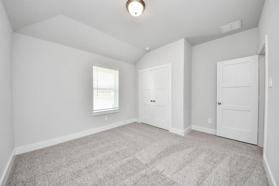 Spacious, unfurnished interior of a new home in Laurel Landing: Landmark Collection, Alvin (Image 22).