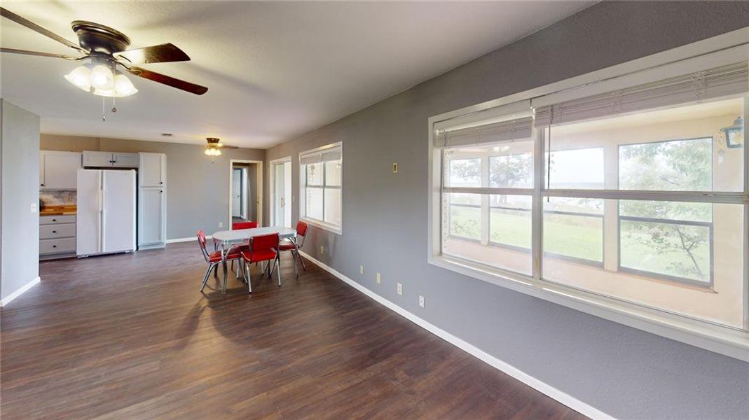 Image 20 of a home in . Image 20 of a home in .