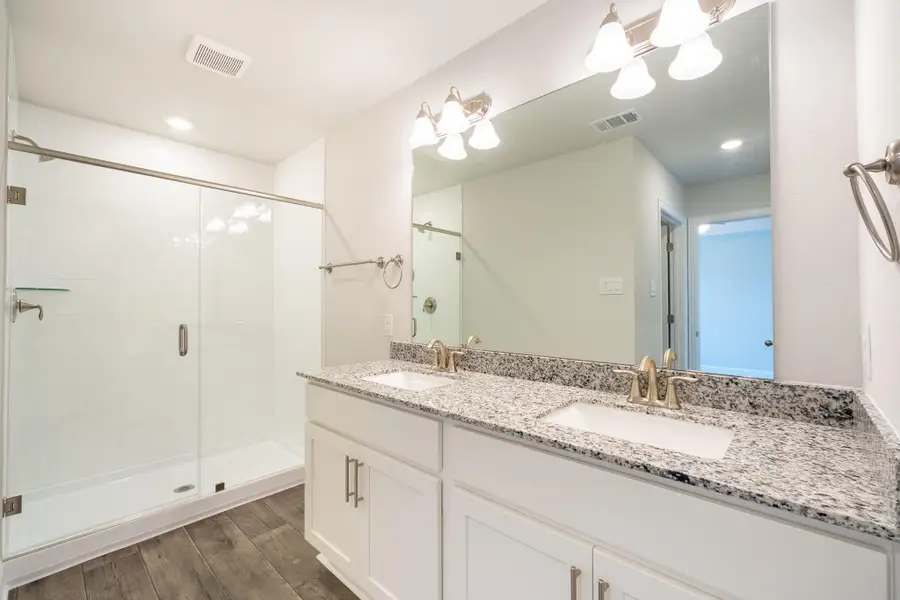 Furnished interior view inside a new home in Stonebrooke, Conroe (Image 3). Furnished interior view inside a new home in Stonebrooke, Conroe (Image 3).