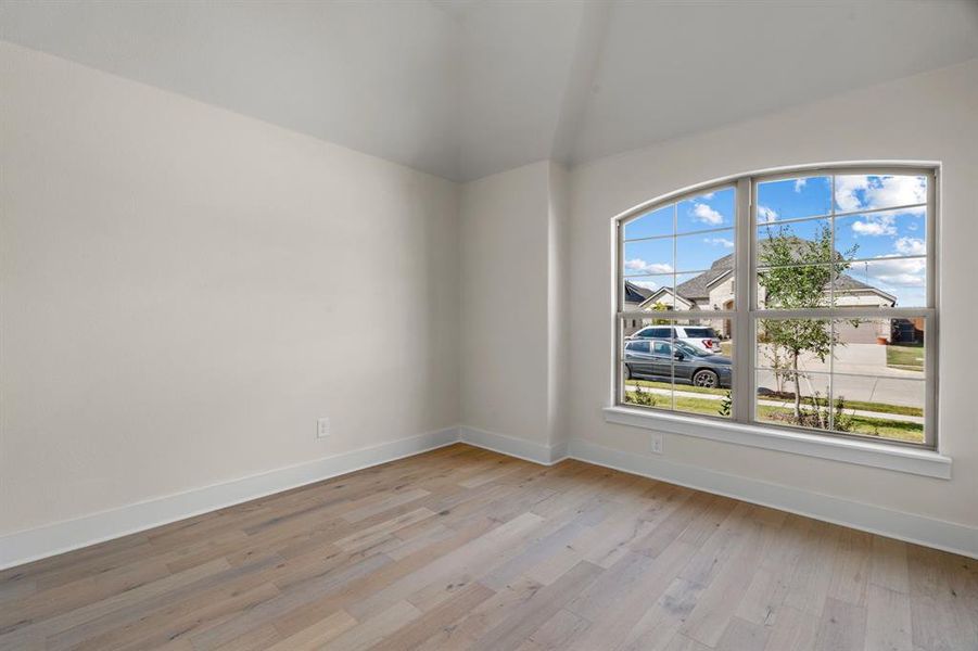 Spacious, unfurnished interior of a new home in The Parks at Panchasarp Farms - Phase 2, Burleson (Image 18). Spacious, unfurnished interior of a new home in The Parks at Panchasarp Farms - Phase 2, Burleson (Image 18).
