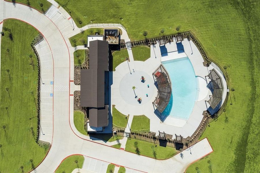 COMMUNITY PHOTO COMMUNITY PHOTO