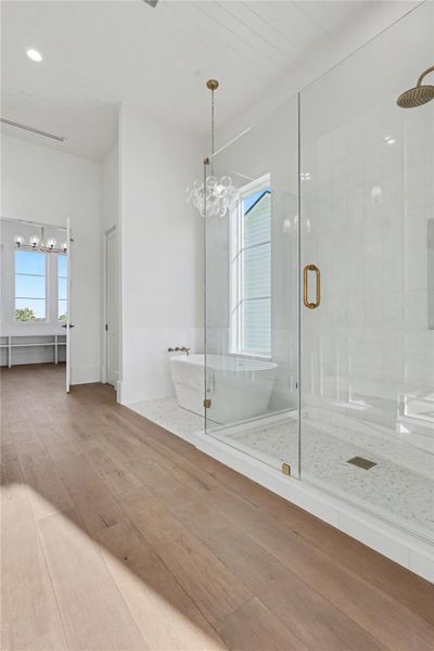 Furnished interior view inside a new home in , Galveston (Image 7).