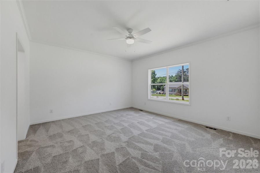 Spacious, unfurnished interior of a new home in , Newton (Image 21).