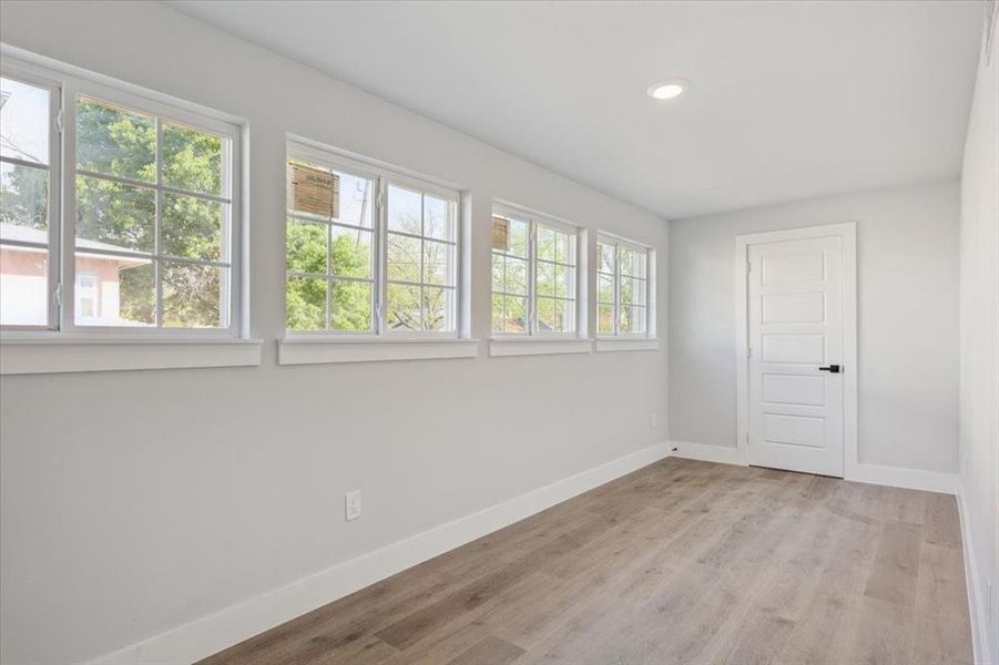 Spacious, unfurnished interior of a new home in , Waco (Image 28).