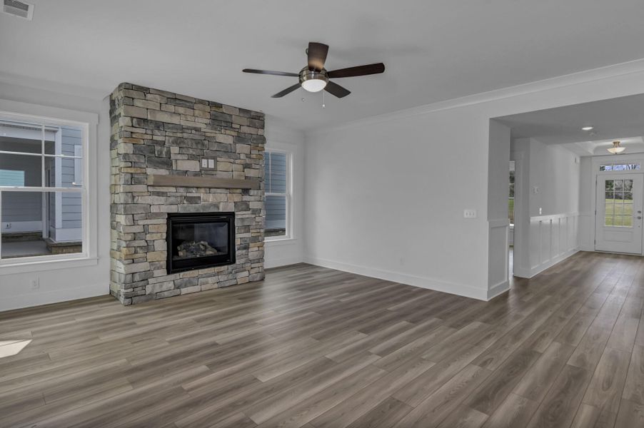 Spacious, unfurnished interior of a new home in Clubside Reserve at Summerlake, Lexington (Image 23).
