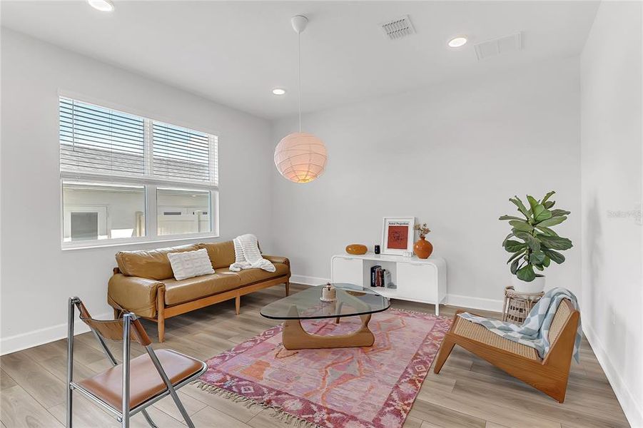Furnished interior view inside a new home in , Winter Garden (Image 12).