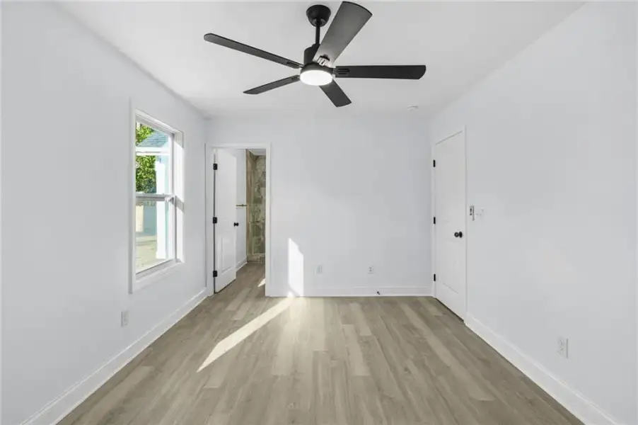 Spacious, unfurnished interior of a new home in , Conyers (Image 25).