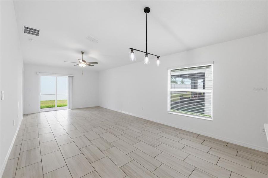 Spacious, unfurnished interior of a new home in , Zephyrhills (Image 25).