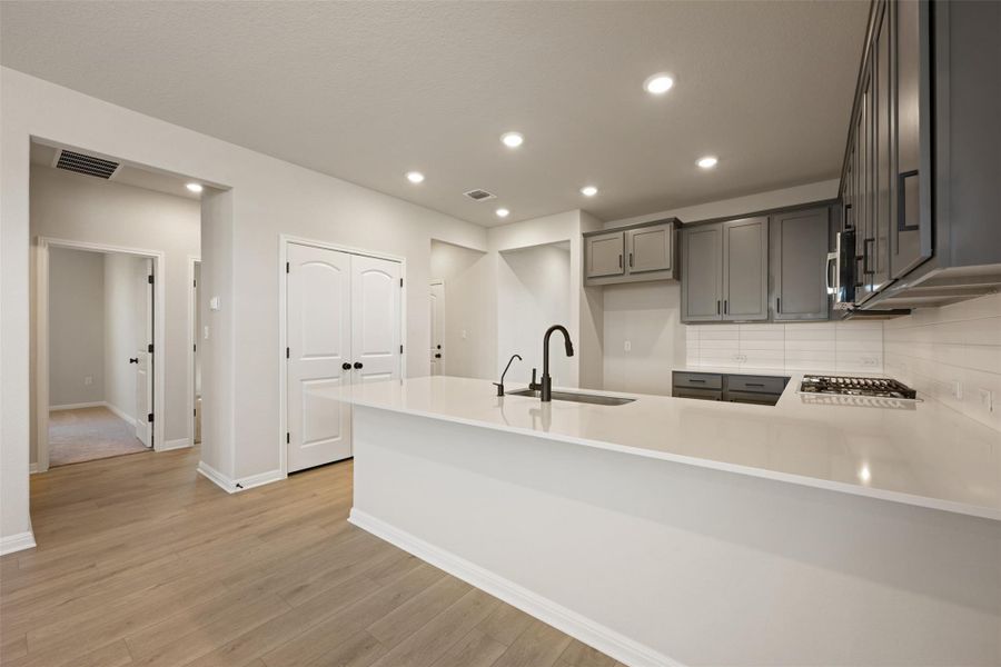 Furnished interior view inside a new home in Rolling Glen, Hutto (Image 8). Furnished interior view inside a new home in Rolling Glen, Hutto (Image 8).