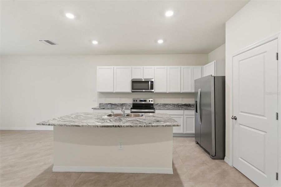 Furnished interior view inside a new home in , Wimauma (Image 8).